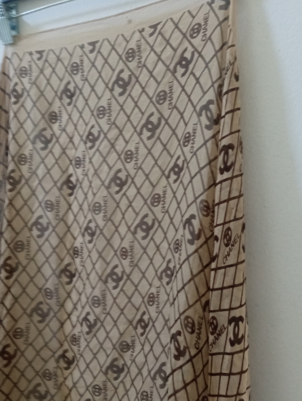 Chanel Scarf - Picture 2 of 4
